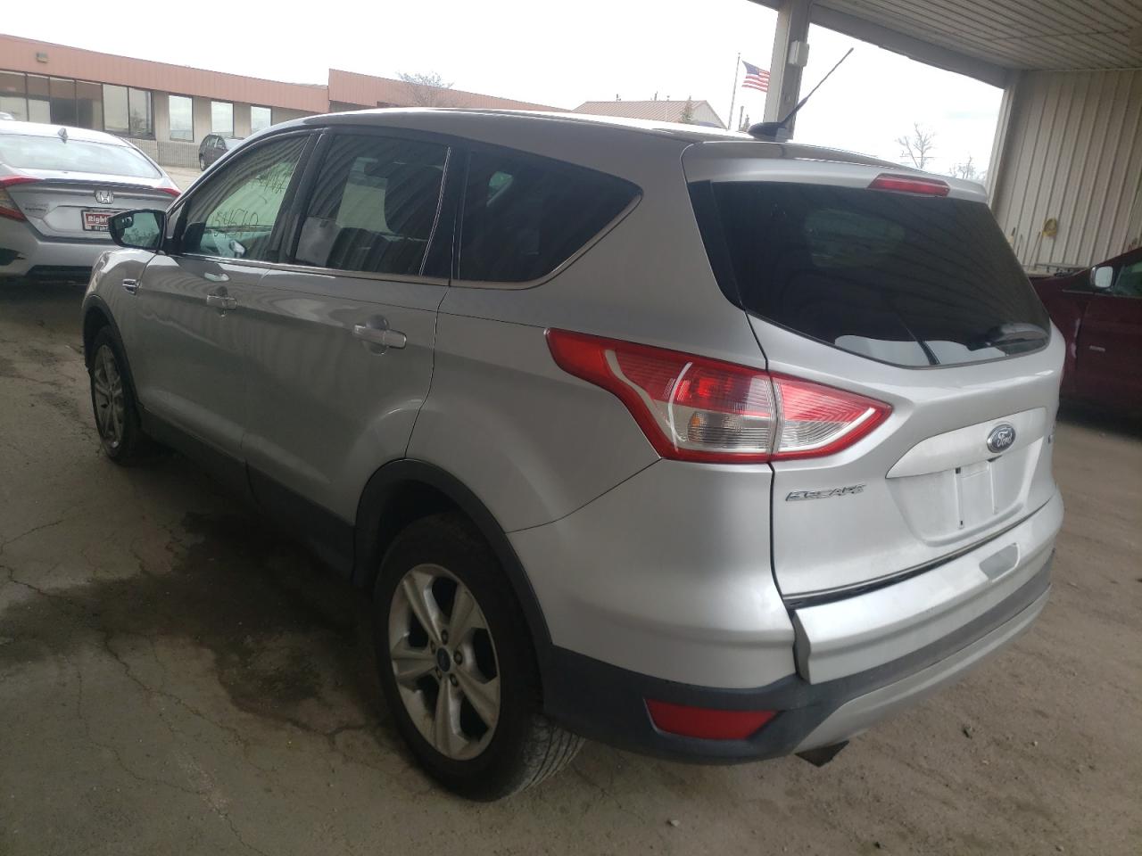 Photo 3 from auction – 2015 FORD ESCAPE SE with VIN 1FMCU0GX2FUA66941