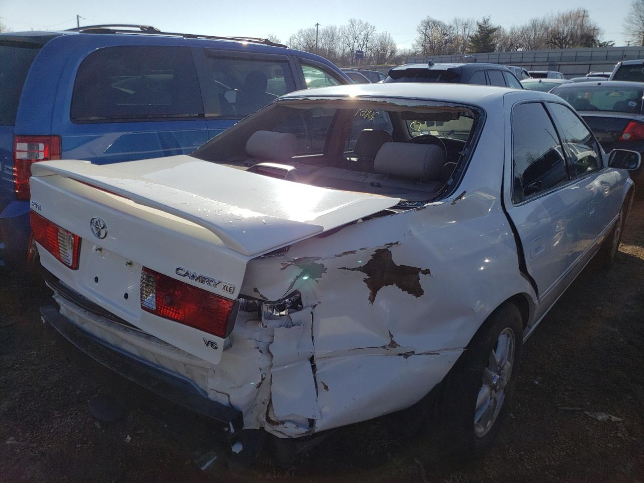 Photo 9 from auction – 2001 TOYOTA CAMRY with VIN 4T1BF28K01U960871