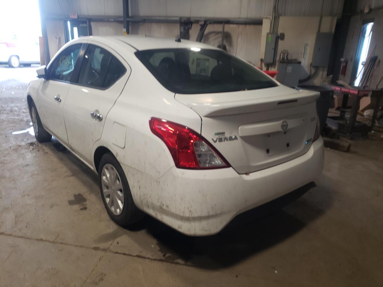 Photo 3 from auction – 2016 NISSAN VERSA S with VIN 3N1CN7AP3GL863457