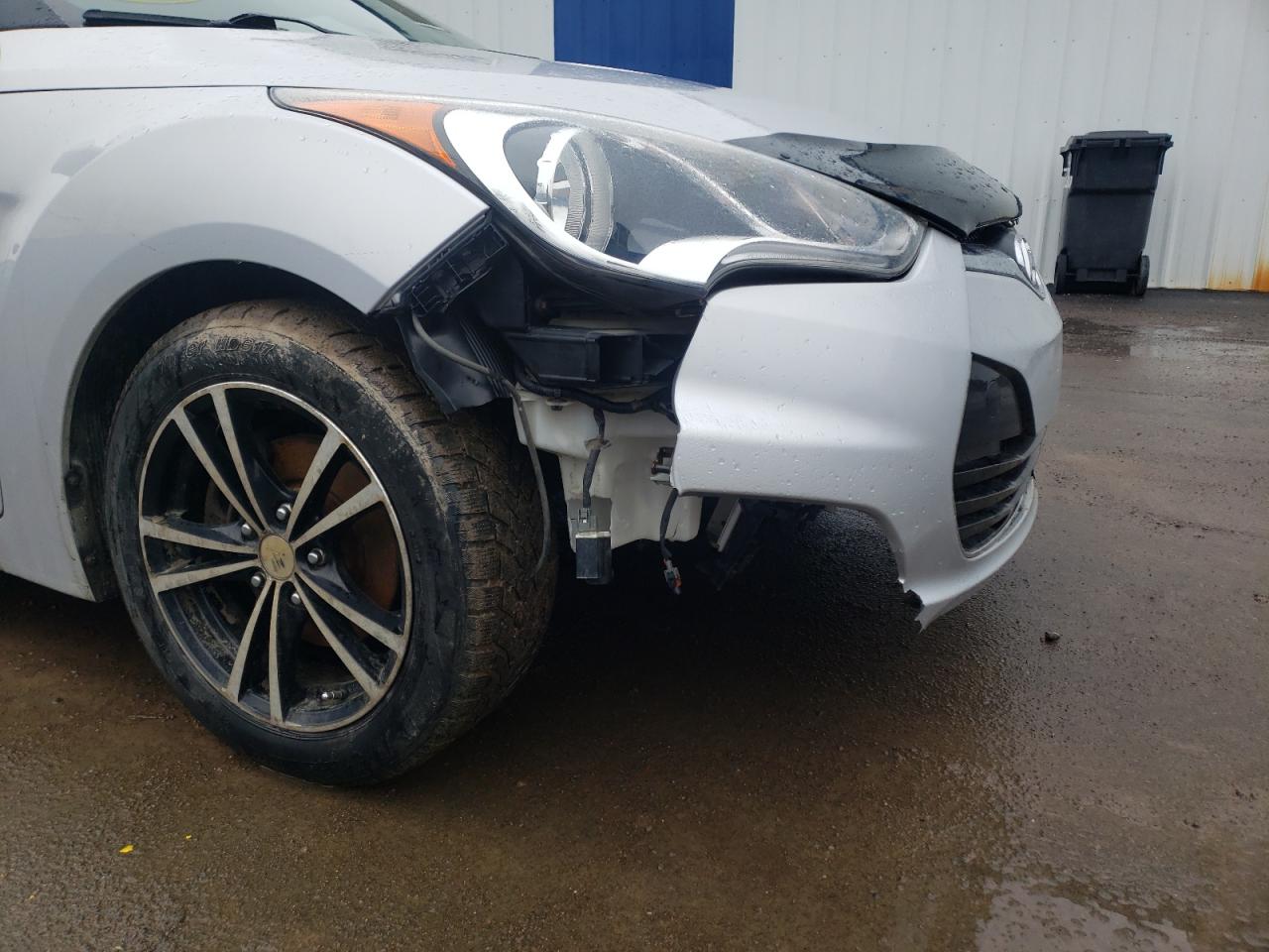 Photo 9 from auction – 2012 HYUNDAI VELOSTER with VIN KMHTC6AD1CU035549