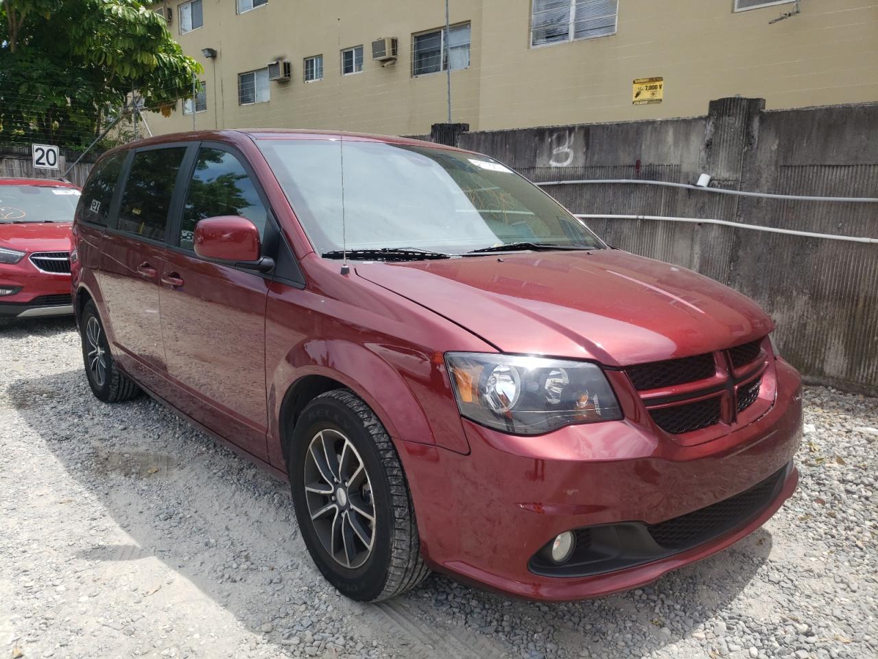 DODGE GRAND CARA 2019 with VIN 2C4RDGEG0KR630748 - Photo from auction