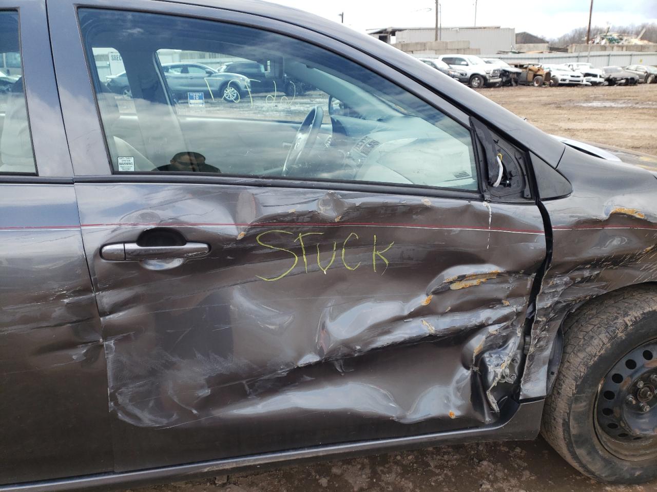 Photo 5 from auction – 2010 TOYOTA CAROLLA with VIN 2T1BU4EE6AC407384