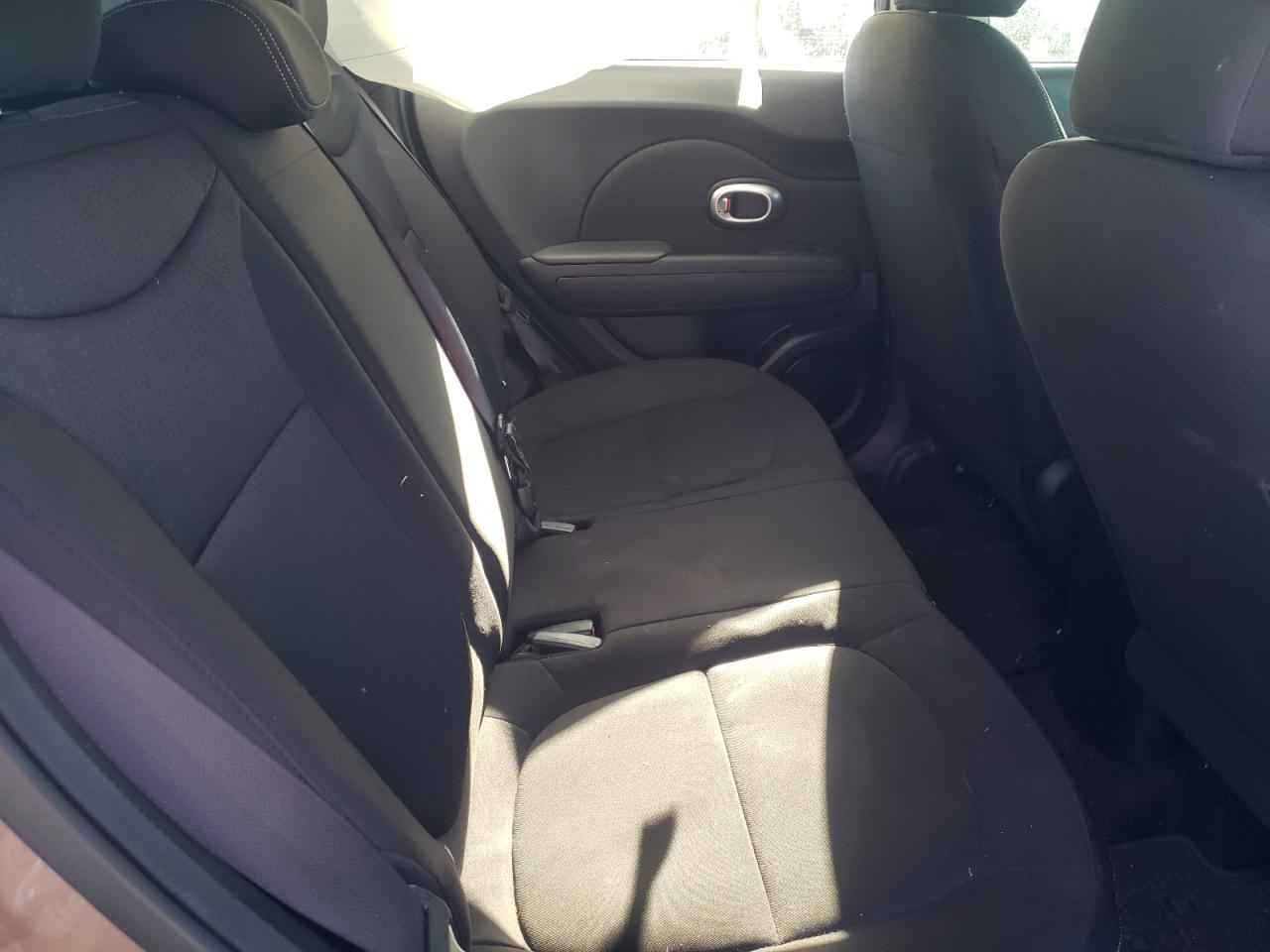 Photo 6 from auction – 2016 KIA SOUL with VIN KNDJN2A28G7288935