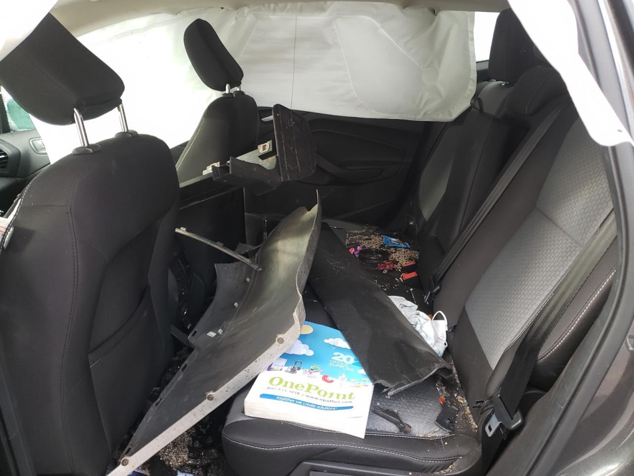 Photo 6 from auction – 2018 FORD ESCAPE SE with VIN 1FMCU9GD3JUB79140