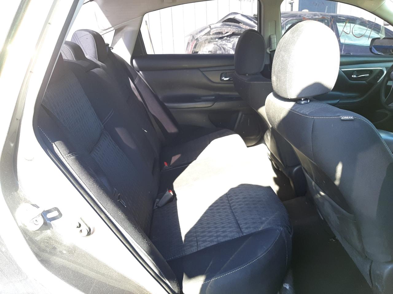 Photo 6 from auction – 2016 NISSAN ALTIMA 2.5 with VIN 1N4AL3AP6GN318412