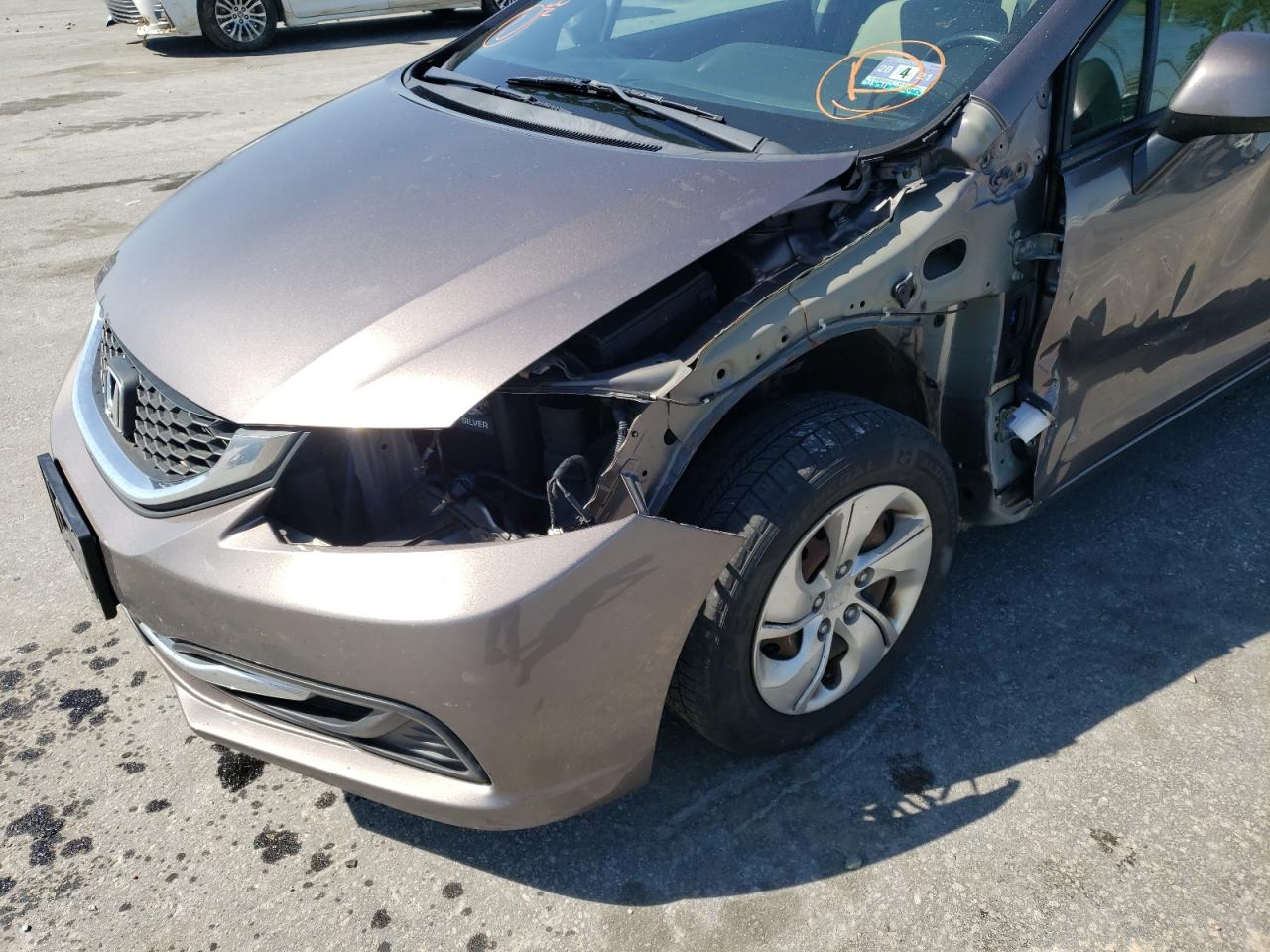 Photo 9 from auction – 2013 HONDA CIVIC LX with VIN 19XFB2F58DE292321