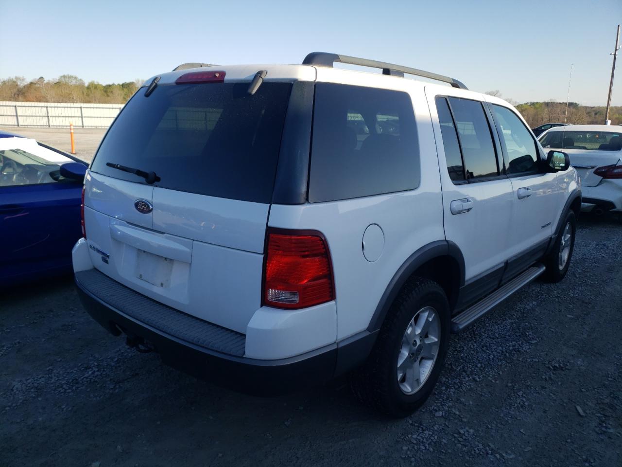 Photo 4 from auction – 2004 FORD EXPLORER X with VIN 1FMDU73K74UB81751