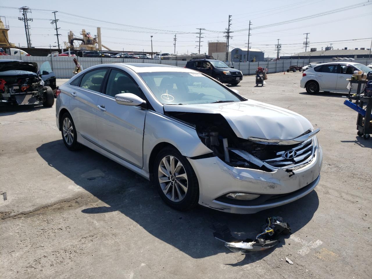 HYUNDAI SONATA SE 2014 con VIN 5NPEC4AC7EH902846 - Foto de la subasta
