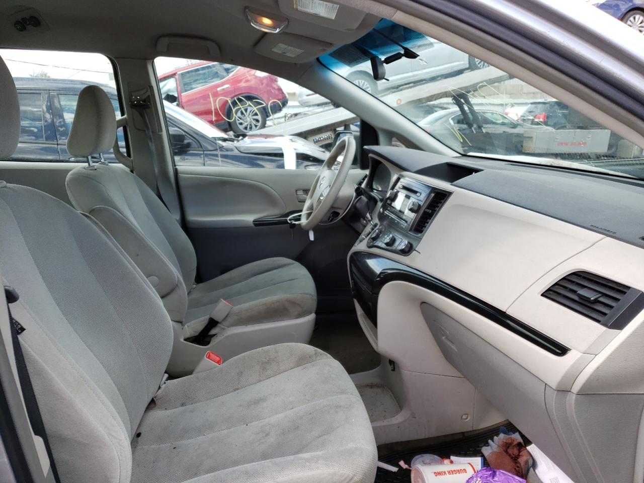 Фото 5 с аукциона – 2012 TOYOTA SIENNA с VIN 5TDZK3DC2CS180719