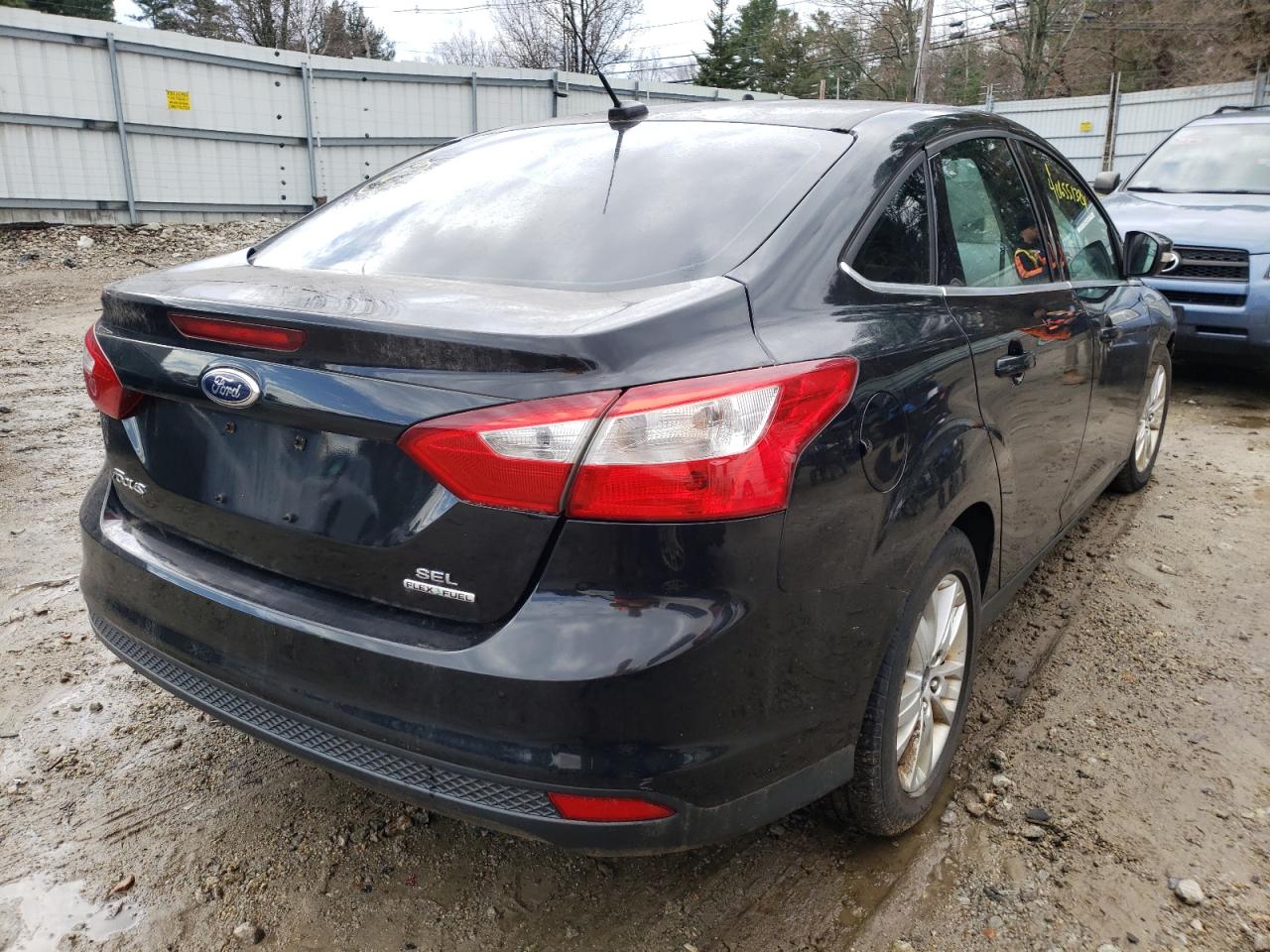 Photo 4 from auction – 2012 FORD FOCUS SEL with VIN 1FAHP3H28CL448176