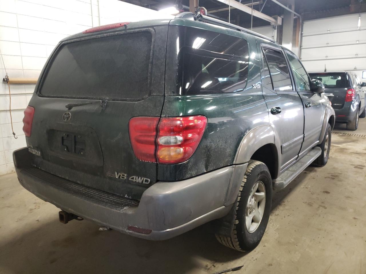 Photo 4 from auction – 2002 TOYOTA SEQUOIA SR with VIN 5TDBT44A52S077120
