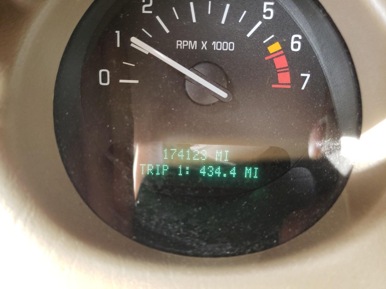 Photo 8 from auction – 2004 BUICK LESABRE CU with VIN 1G4HP52K044134172