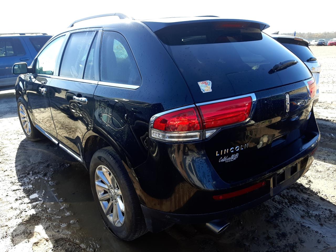 Photo 3 from auction – 2011 LINCOLN MKX with VIN 2LMDJ6JK0BBJ31951