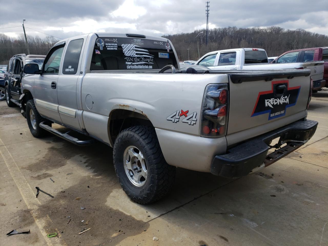 Фото 3 с аукциона – 2004 CHEVROLET SILVERADO с VIN 2GCEK19V041164346