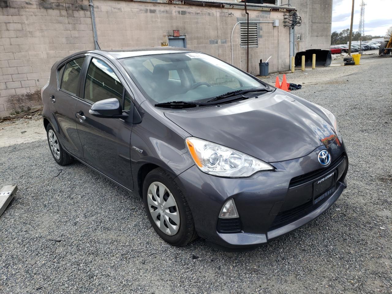 Photo 1 from auction – 2014 TOYOTA PRIUS C with VIN JTDKDTB34E1084671