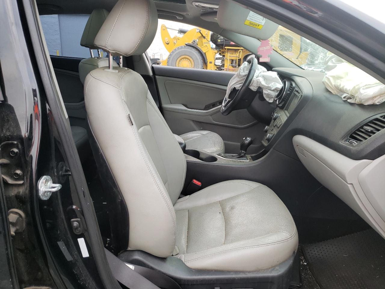 Photo 5 from auction – 2012 KIA OPTIMA EX with VIN 5XXGN4A79CG072434