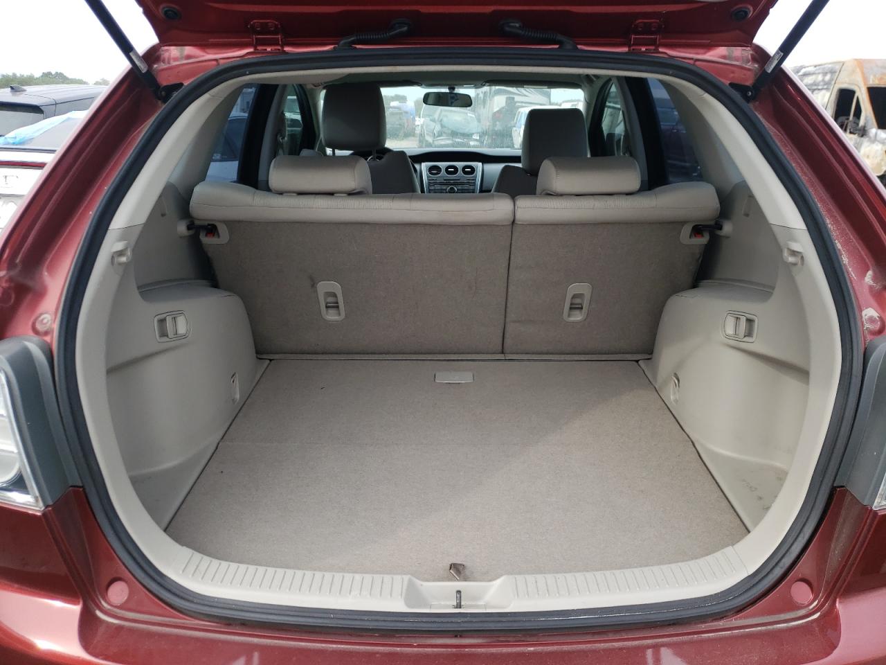Photo 9 from auction – 2010 MAZDA CX-7 with VIN JM3ER2WM9A0321917