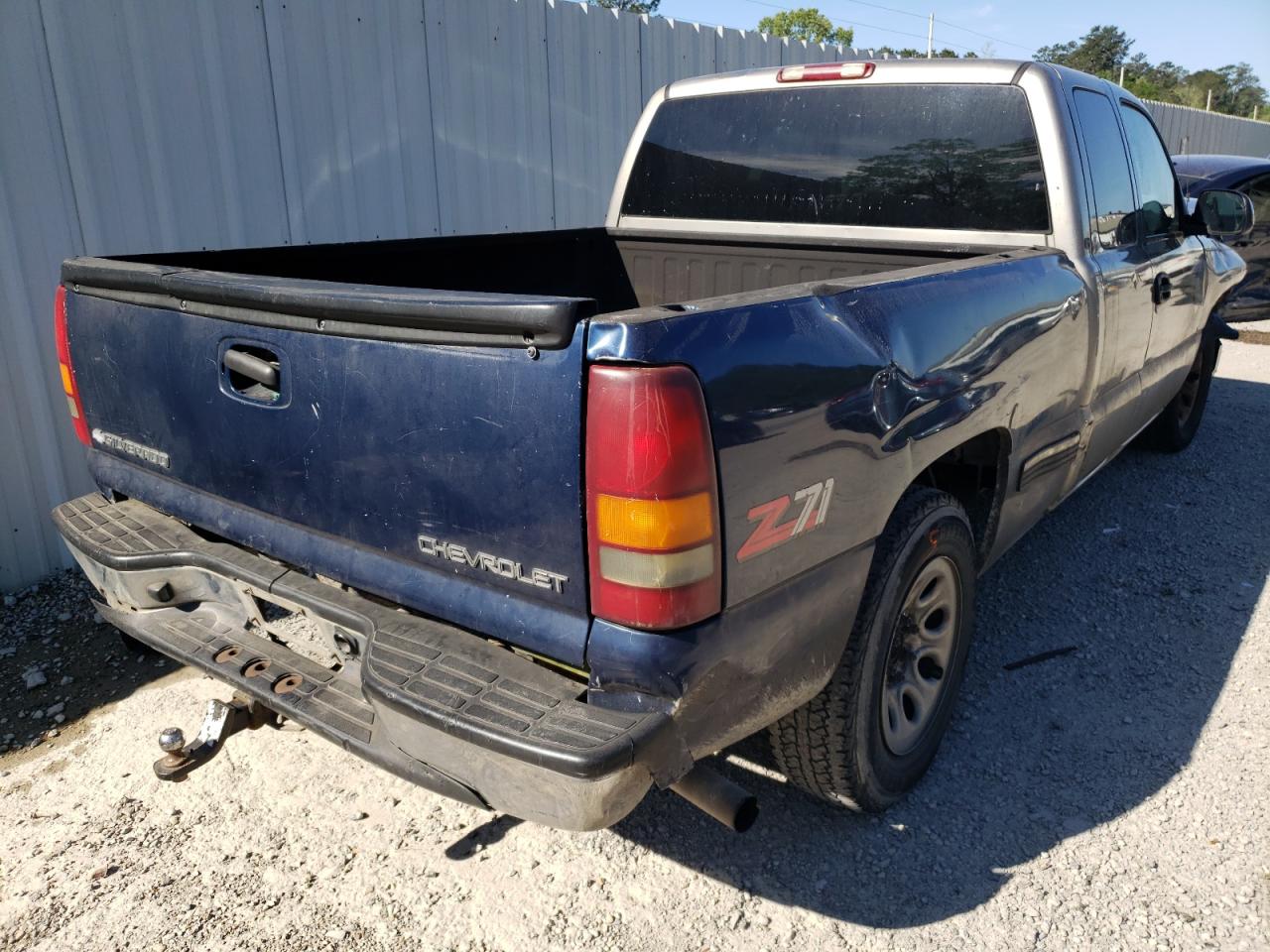 Photo 4 from auction – 2001 CHEVROLET SILVERADO with VIN 2GCEC19V811327723