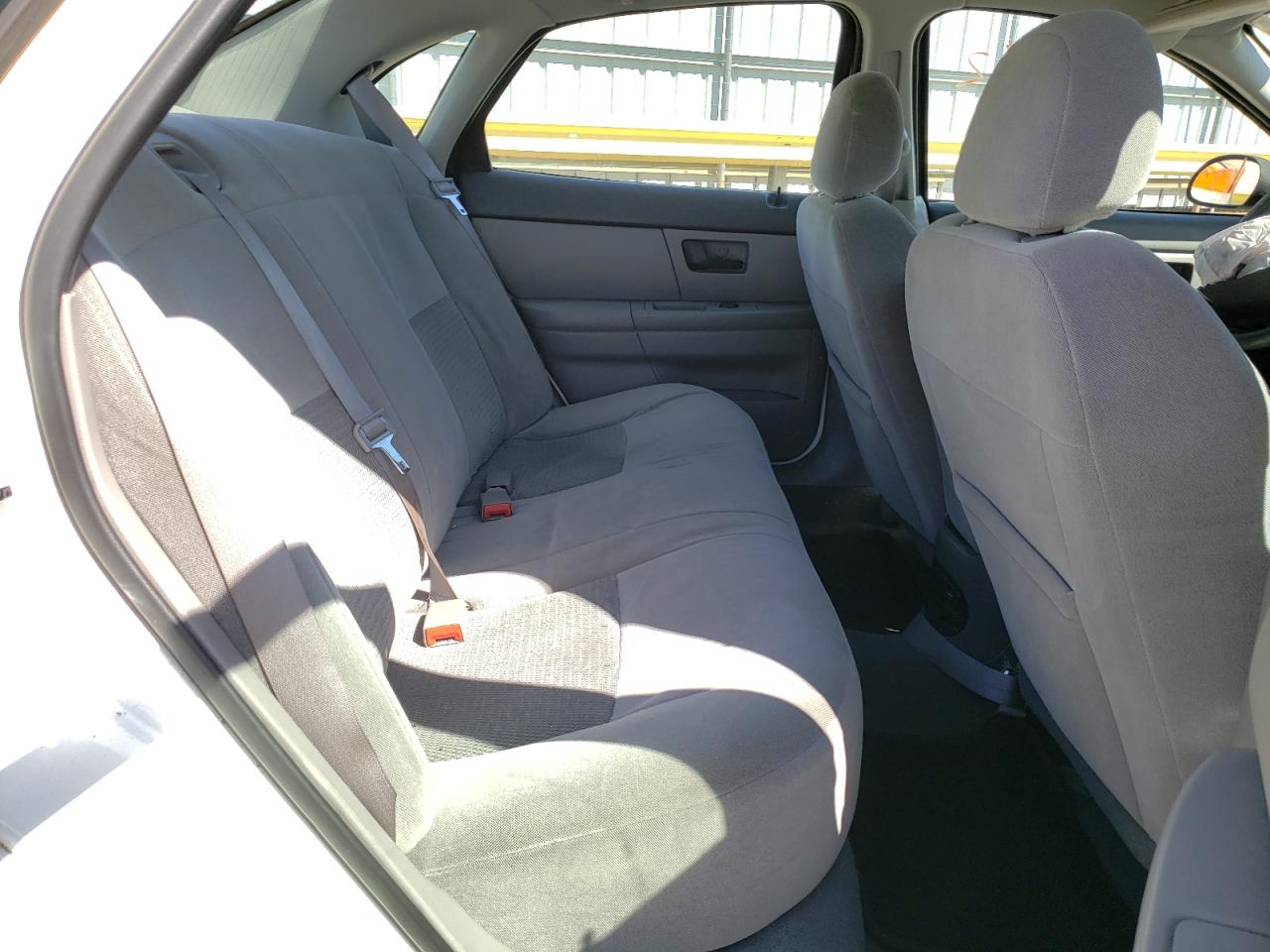 Photo 6 from auction – 2006 FORD TAURUS SE with VIN 1FAFP53U76A117830