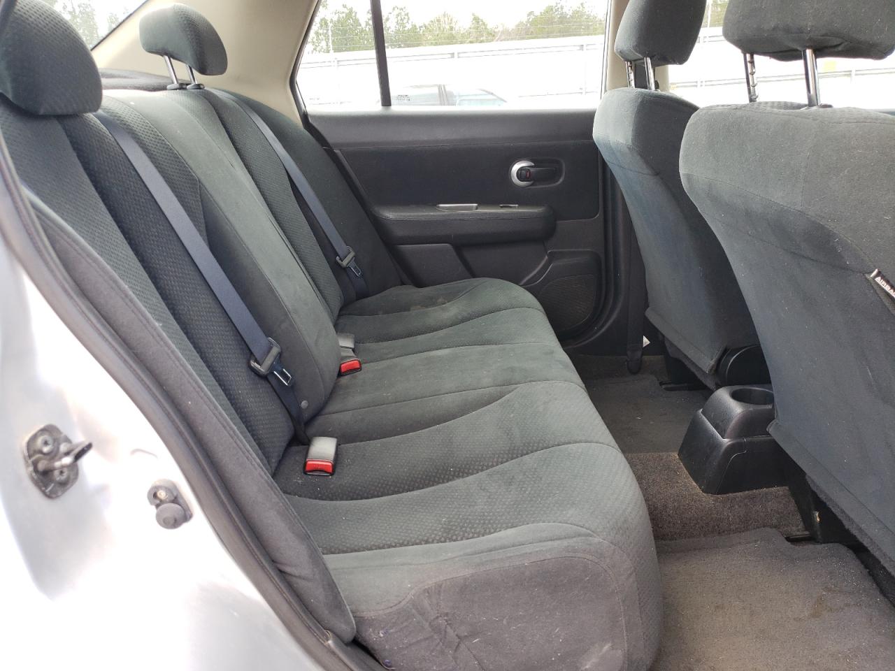 Photo 6 from auction – 2011 NISSAN VERSA S with VIN 3N1BC1APXBL437093