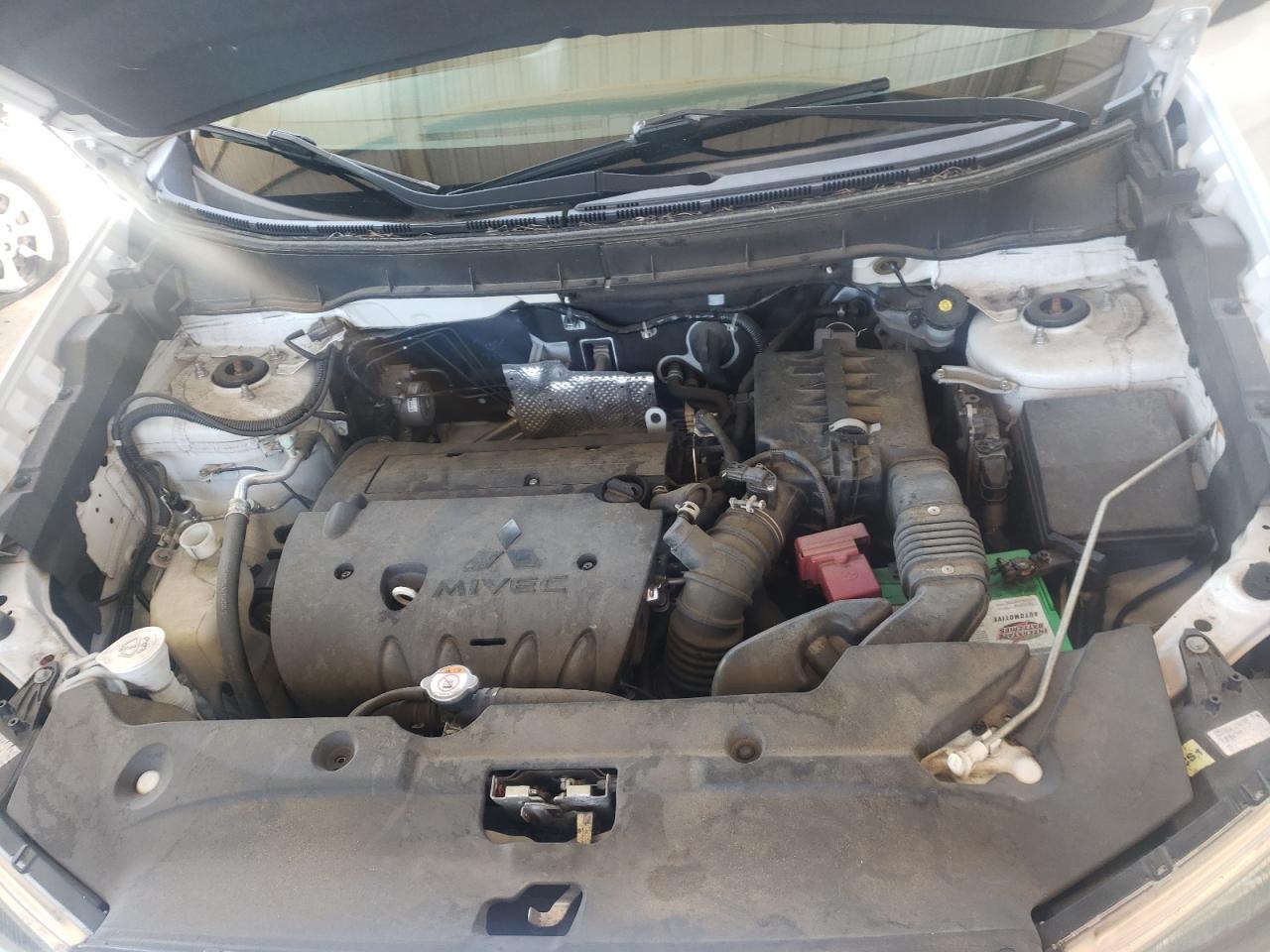 Photo 7 from auction – 2015 MITSUBISHI OUTLANDER with VIN 4A4AP4AU4FE015243