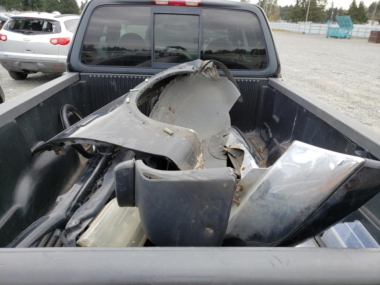 Photo 9 from auction – 2001 FORD F150 with VIN 2FTRX08L11CA15571