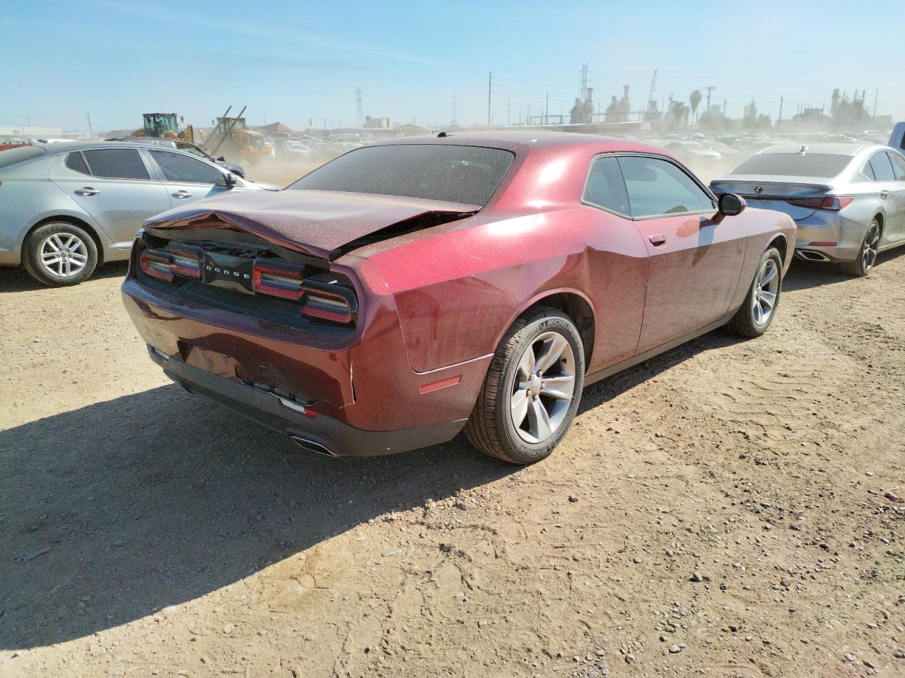 Photo 4 from auction – 2017 DODGE CHALLENGER with VIN 2C3CDZAG1HH633491