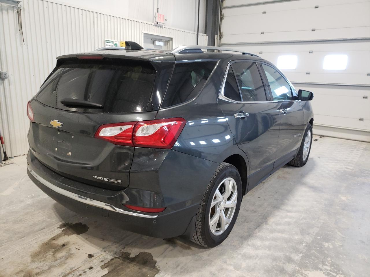 Photo 4 from auction – 2018 CHEVROLET EQUINOX PR with VIN 2GNAXVEV4J6121583