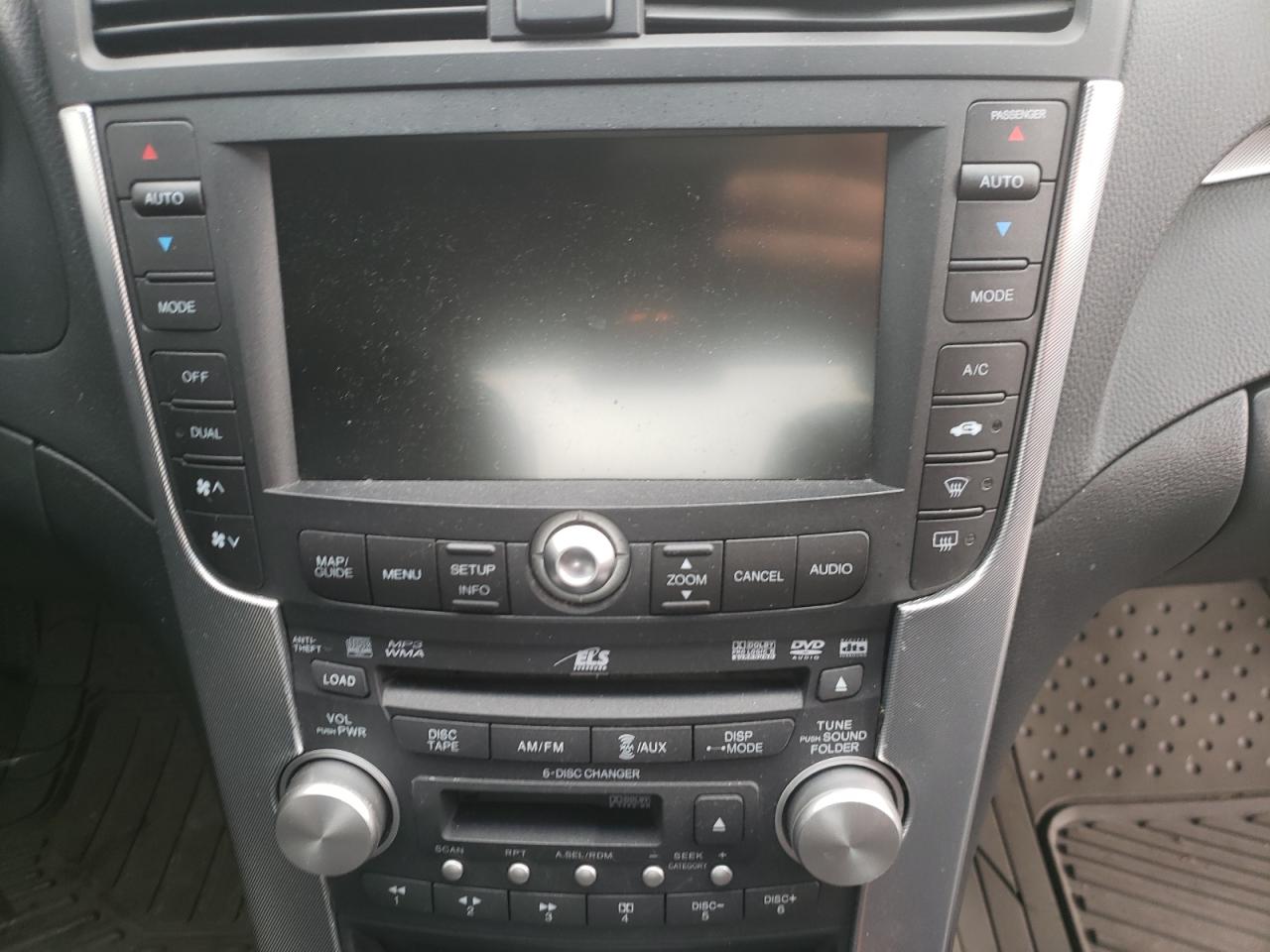 Photo 9 from auction – 2008 ACURA TL with VIN 19UUA66228A042333