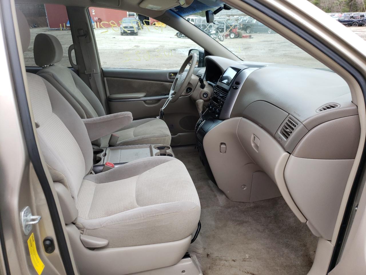 Photo 5 from auction – 2006 TOYOTA SIENNA CE with VIN 5TDZA23C26S546746