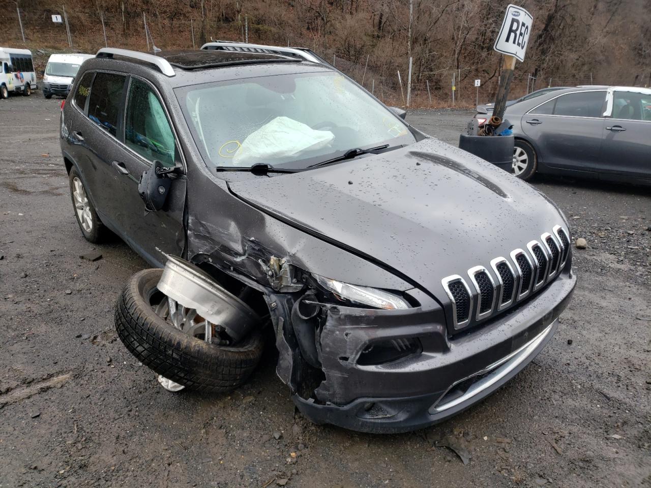 JEEP CHEROKEE L 2015 with VIN 1C4PJMDS8FW681528 - Photo from auction