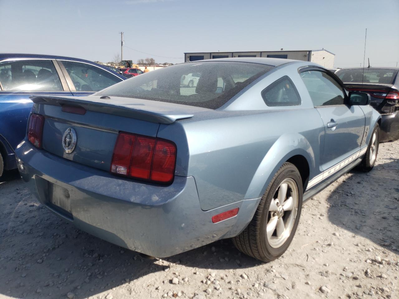Photo 4 from auction – 2007 FORD MUSTANG with VIN 1ZVFT80N575358216