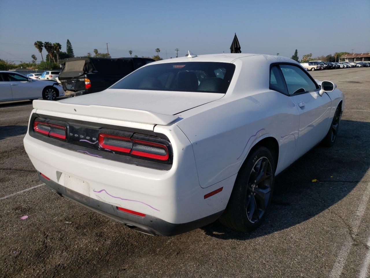 Photo 4 from auction – 2018 DODGE CHALLENGER with VIN 2C3CDZAG7JH229889