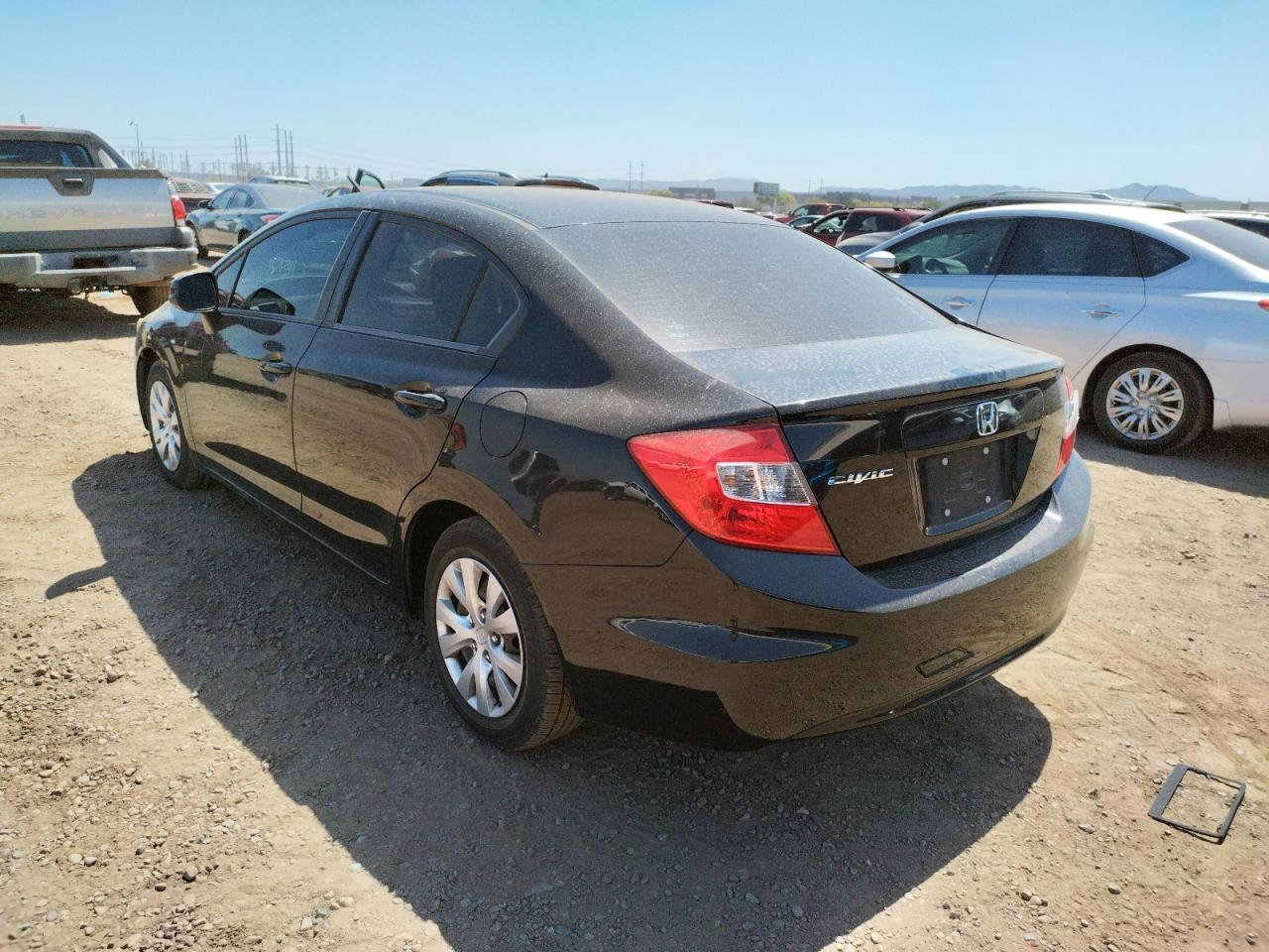 Photo 3 from auction – 2012 HONDA CIVIC LX with VIN 19XFB2F5XCE335443