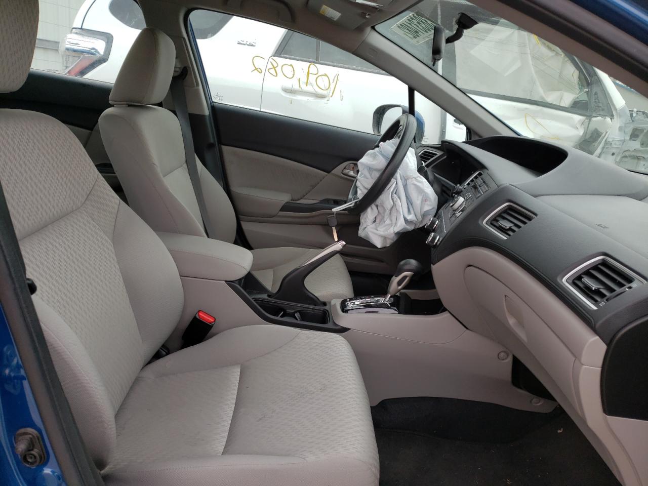 Photo 5 from auction – 2014 HONDA CIVIC LX with VIN 2HGFB2F57EH543658