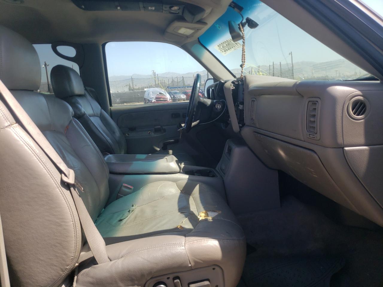 Photo 5 from auction – 2001 CHEVROLET SILVERADO with VIN 1GCGC13U31F143310