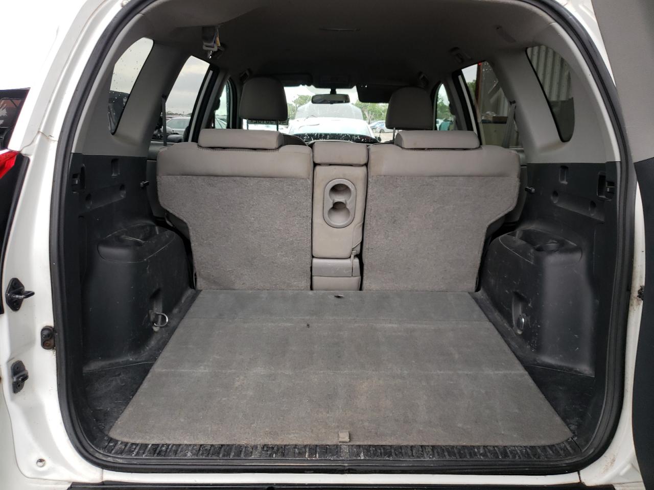 Photo 9 from auction – 2011 TOYOTA RAV4 with VIN 2T3ZF4DV5BW056209