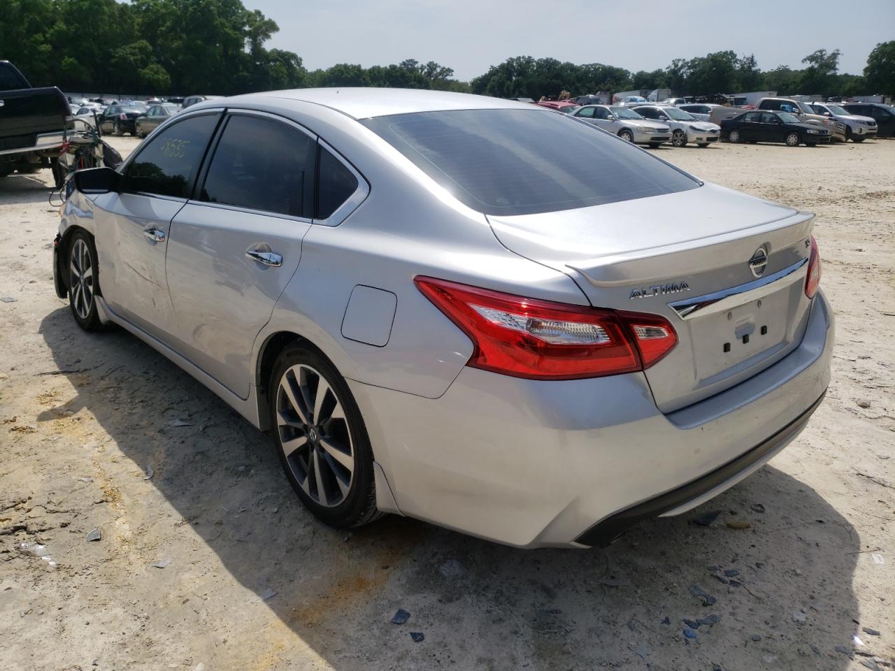 Photo 3 from auction – 2016 NISSAN ALTIMA 2.5 with VIN 1N4AL3AP4GC193941