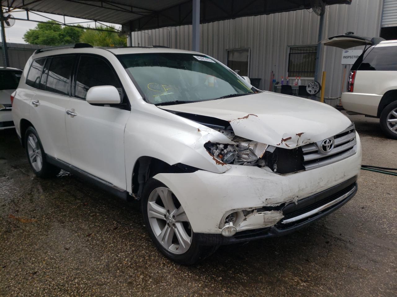 TOYOTA HIGHLANDER 2013 with VIN 5TDYK3EH5DS125298 - Photo from auction
