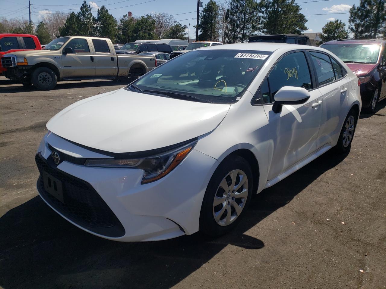 Photo 2 from auction – 2020 TOYOTA COROLLA LE with VIN 5YFEPRAE5LP076596
