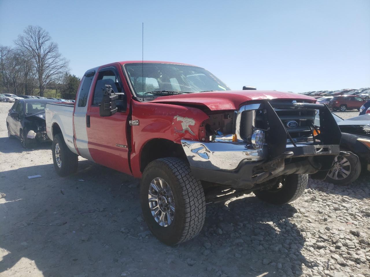 FORD F250 SUPER 2000 with VIN 1FTNX21F8YEC03264 - Photo from auction