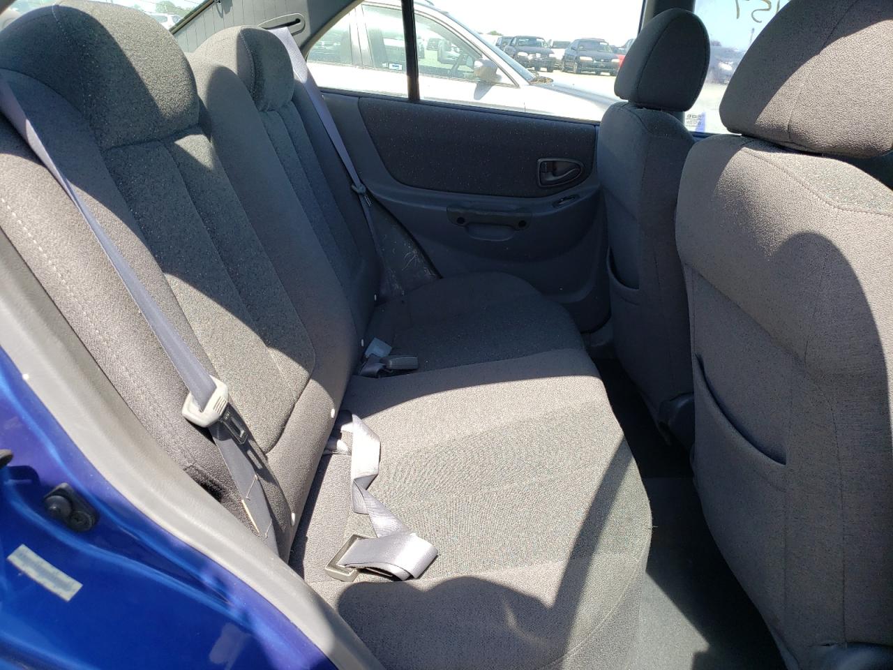 Photo 6 from auction – 2002 HYUNDAI ACCENT GL with VIN KMHCG45C42U345526