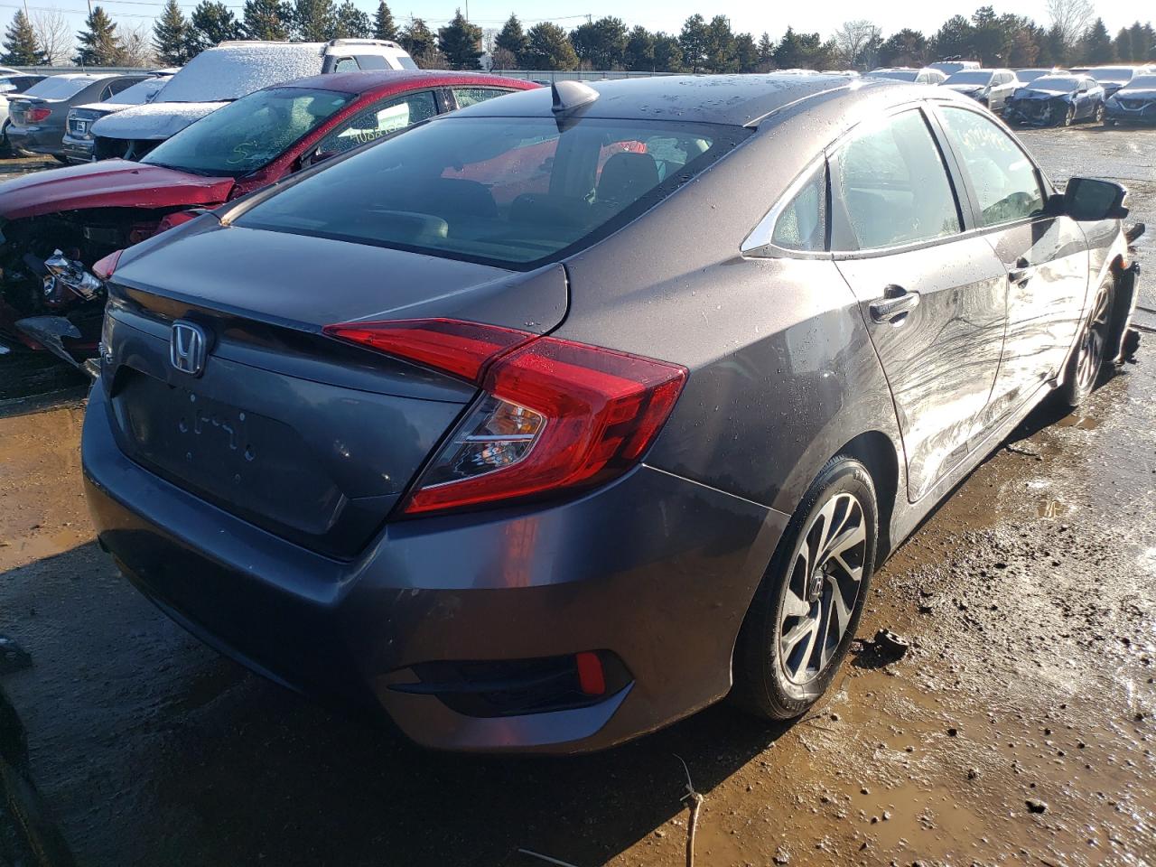 Фото 4 с аукциона – 2017 HONDA CIVIC EX с VIN 19XFC2F73HE023230
