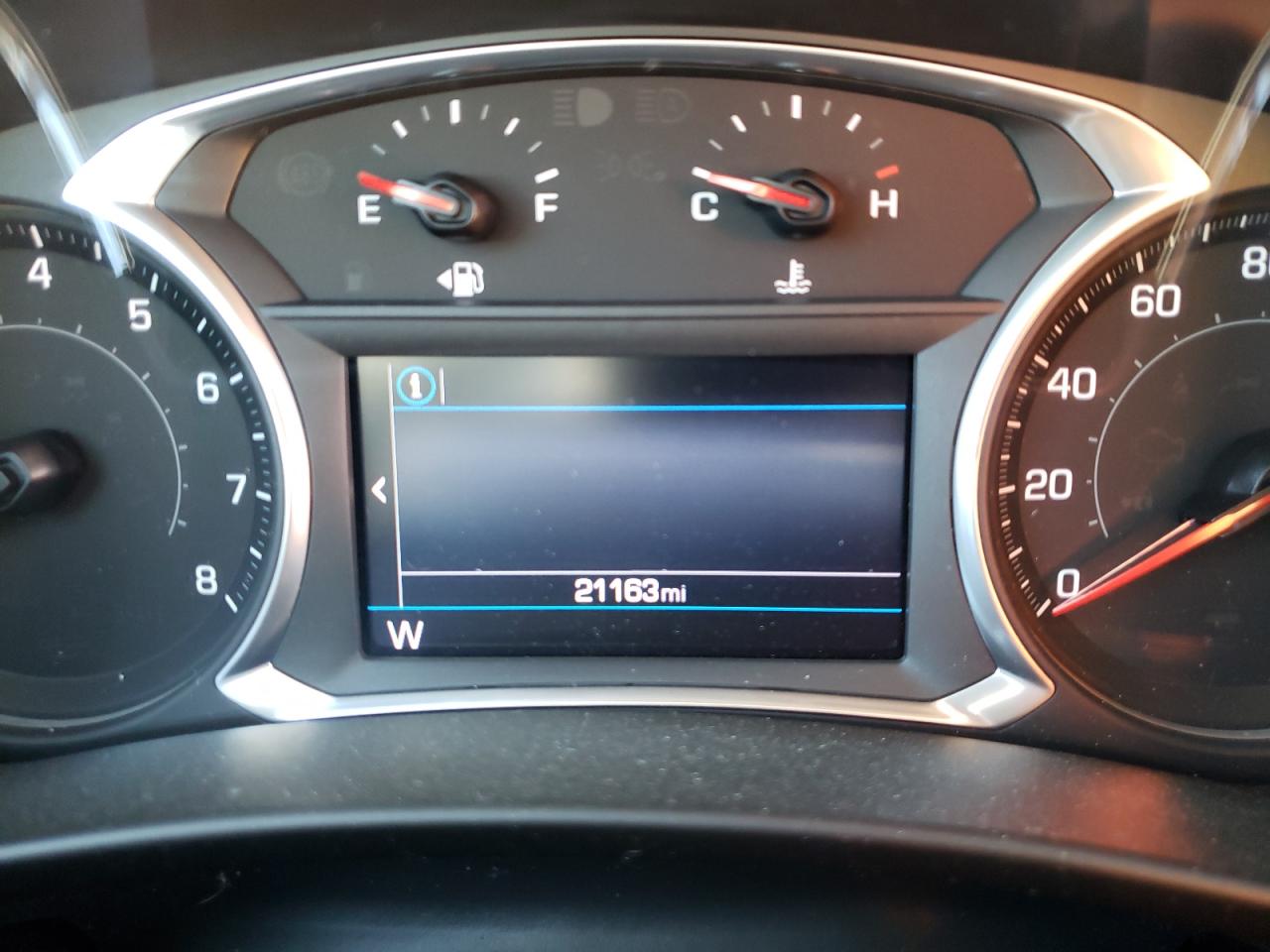 Photo 8 from auction – 2019 CHEVROLET EQUINOX LT with VIN 2GNAXKEVXK6128781