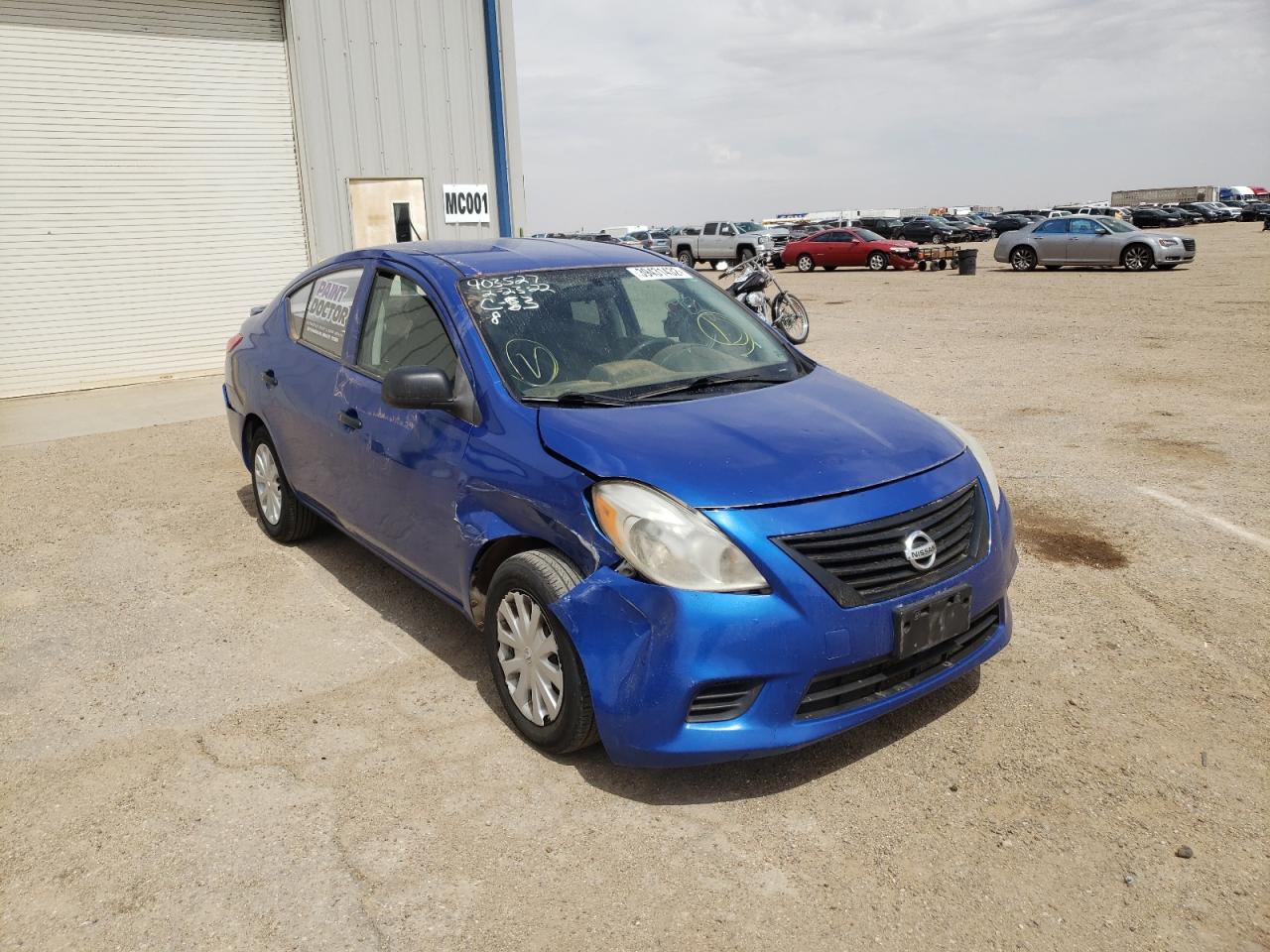 NISSAN VERSA S 2014 with VIN 3N1CN7AP7EL868853 - Photo from auction
