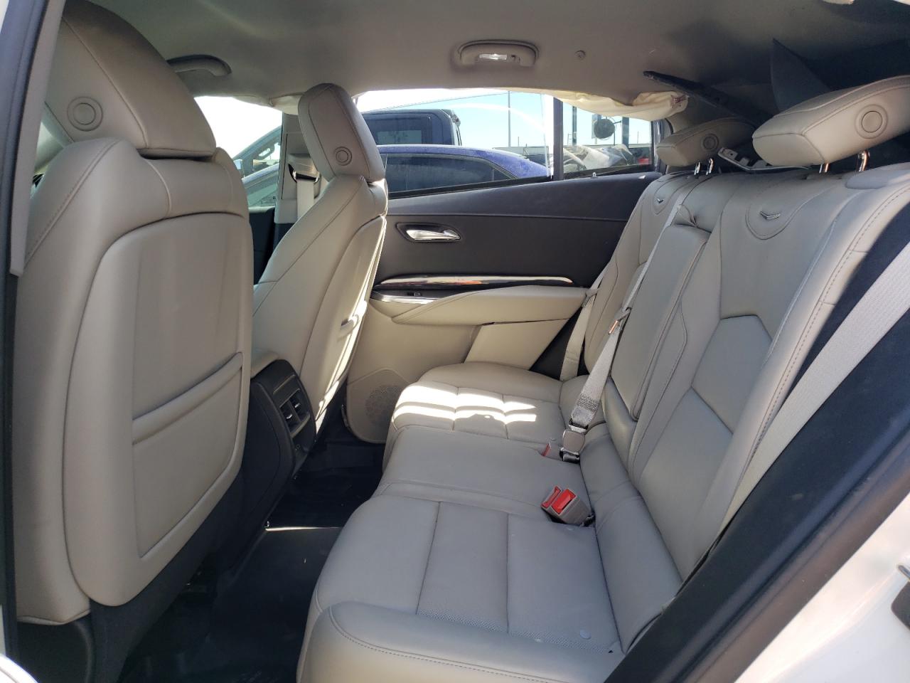 Photo 6 from auction – 2020 CADILLAC XT4 PREMIU with VIN 1GYFZCR44LF056512
