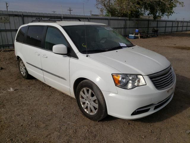 CHRYSLER TOWN & COU 2015 with VIN 2C4RC1BG5FR545673 - Photo from auction