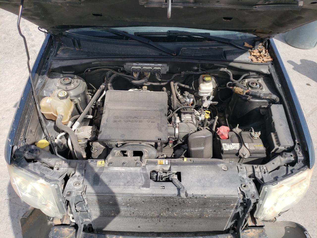 Photo 7 from auction – 2011 FORD ESCAPE LIM with VIN 1FMCU0EG9BKA27529