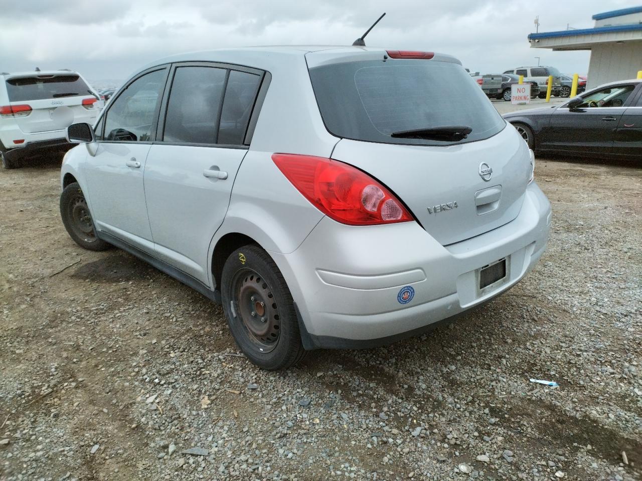 Photo 3 from auction – 2008 NISSAN VERSA S with VIN 3N1BC13E48L394892