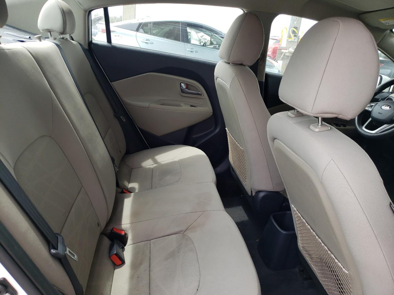 Photo 6 from auction – 2015 KIA RIO LX with VIN KNADM4A39F6480578
